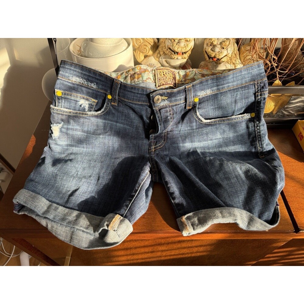 Rich & Skinny Twilight Vtg Denim Shorts Womens Size 29 Distressed Cuffed Stretch